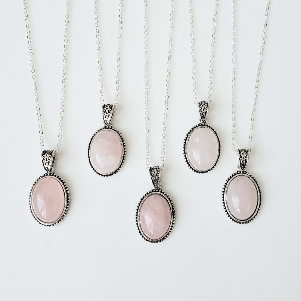Natural rose quartz pendant necklace